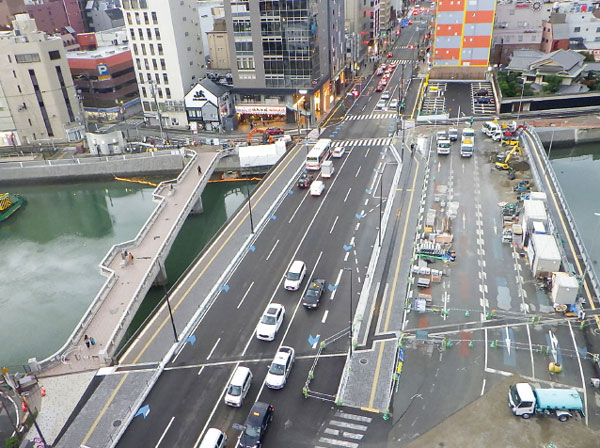 安全性を高めた新「春吉橋」