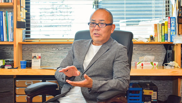 （有）日通建　代表取締役　田中慎二氏