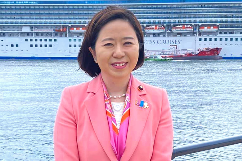 自見英子大臣