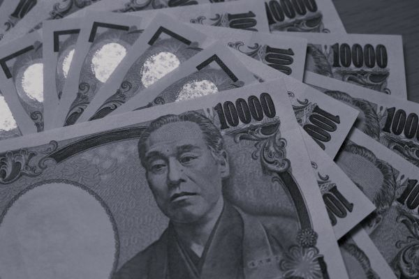 裏金 イメージ