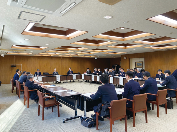 「建設業の一人親方問題に関する検討会」の第7回目会合