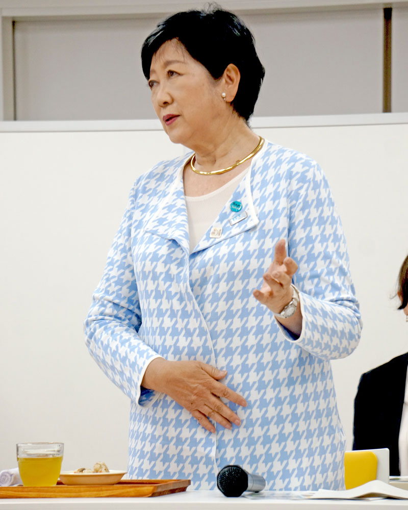 小池百合子知事
