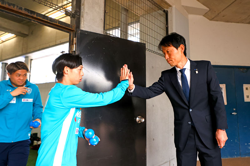 アビスパ福岡　金明輝監督