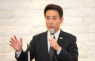 前原誠司氏