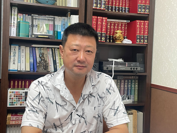 宮松潔 氏
