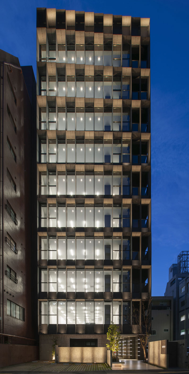 AUSPICE福岡天神（2025年グッドデザイン受賞）