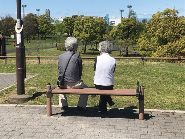 超高齢化社会への対応が焦点の1つ（画像はイメージ）