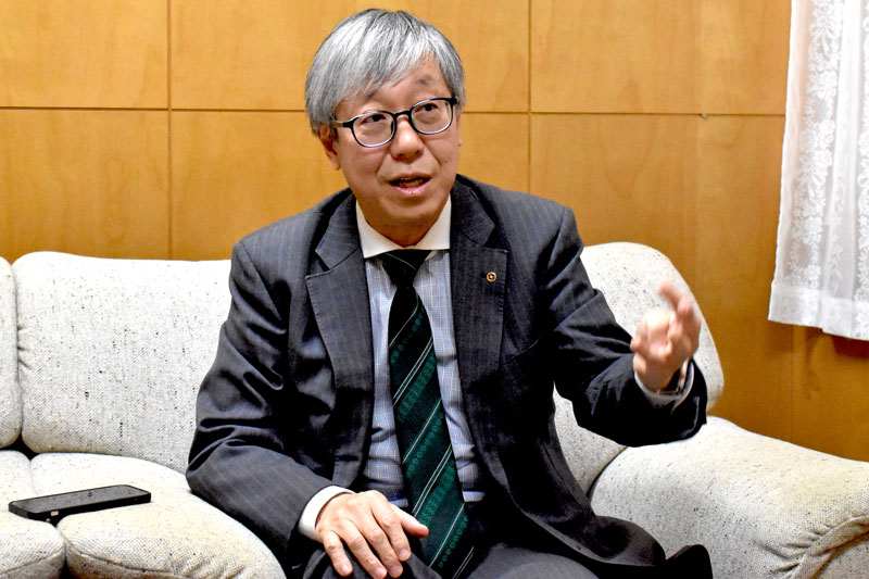 津田鶴太郎代表