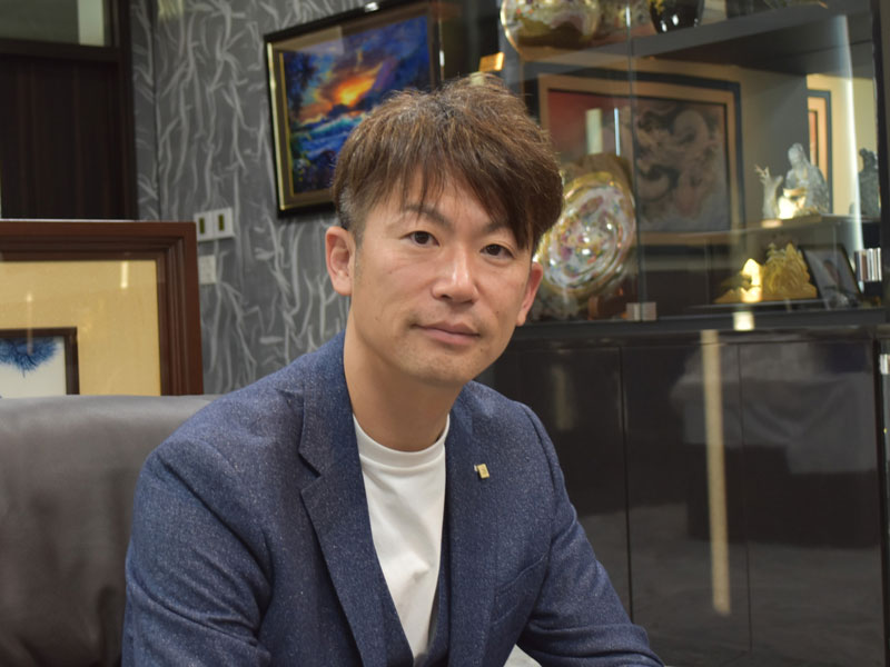 代表取締役社長兼CEO新地洋和氏