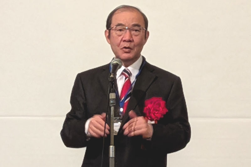 来賓挨拶をする陳処長