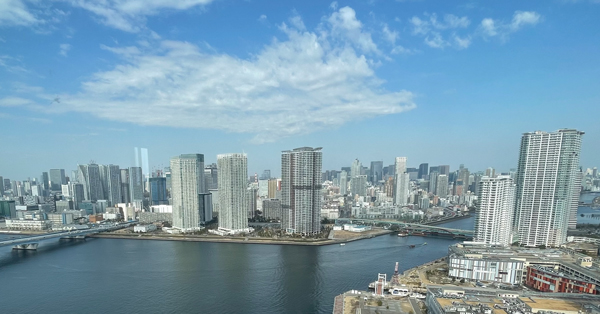 東京・臨海部に建ち並ぶマンション群