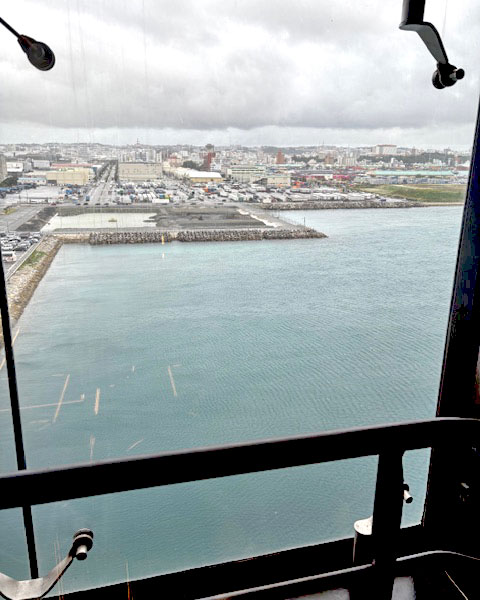 海を眺められる船室