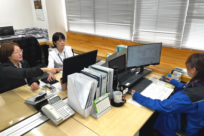 近年は女性社員の活躍もめざましい