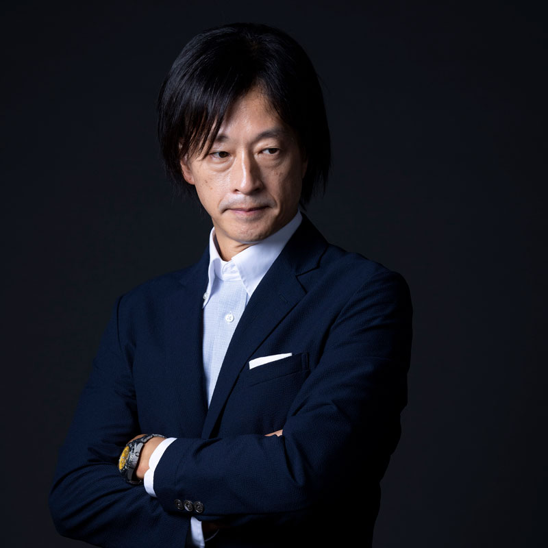 ジャーナリスト・作家　鈴木エイト 氏