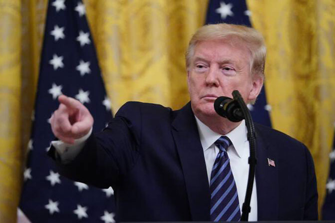 トランプ大統領　イメージ