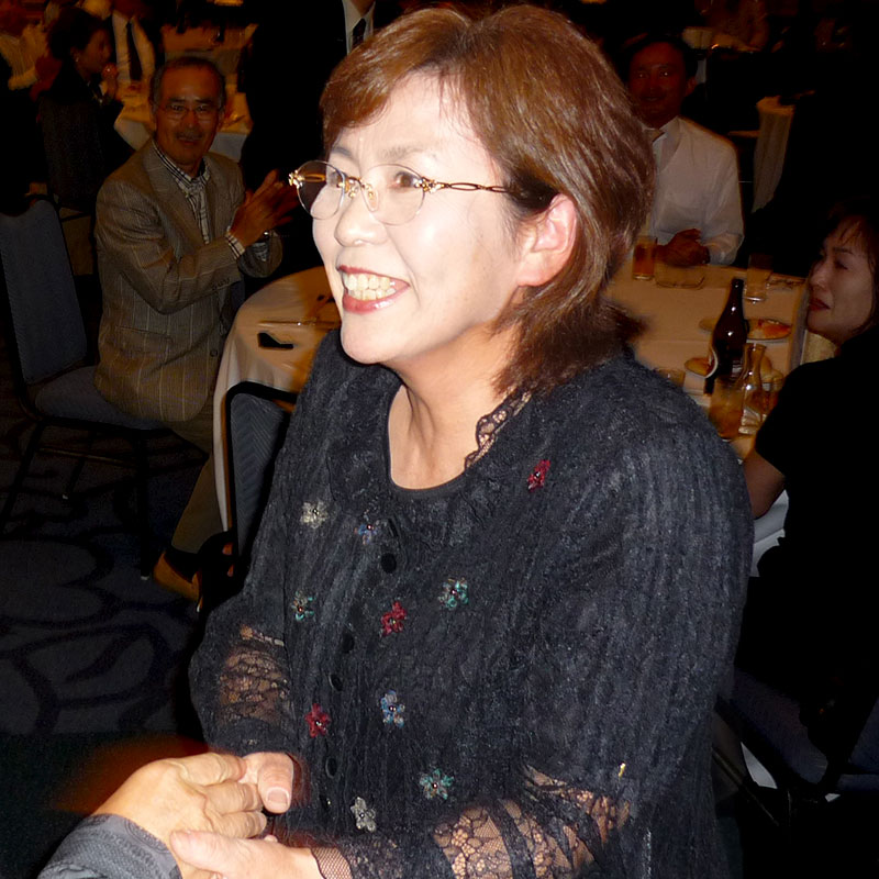 安部公子氏（あべ・きみこ＝（株）アキラ水産副会長、（株）アキラホールディングス代表取締役副会長）