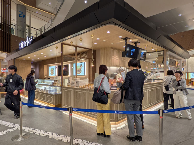 モール1F北エリアのフードマルシェに出店