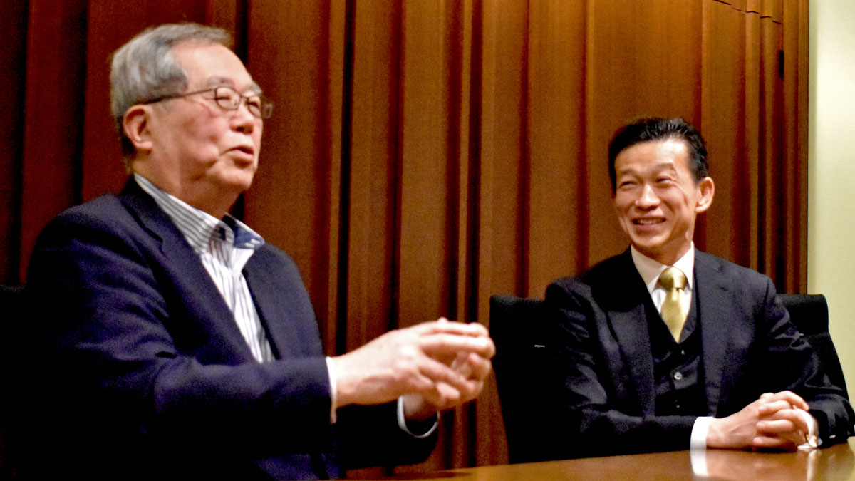 田中雅敏（右）、加藤久（左）