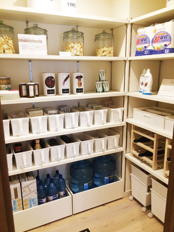 ローリングストックに対応したパントリー収納の様子