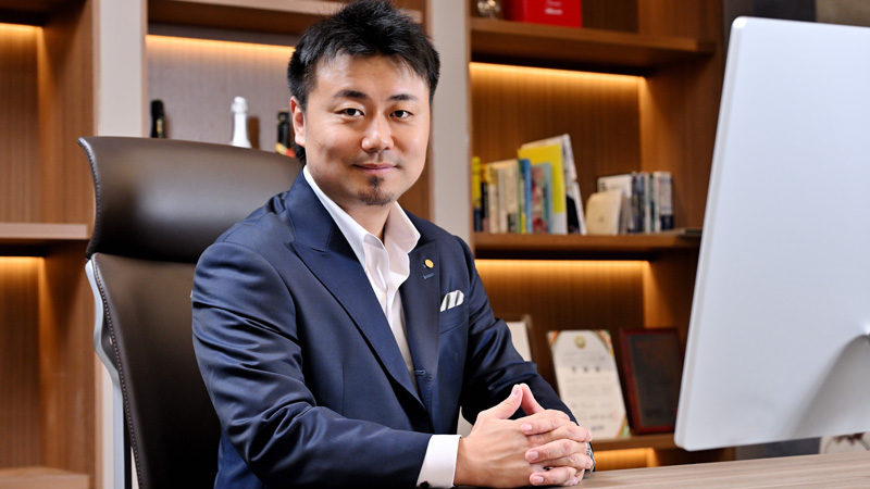 齊藤拓也代表取締役