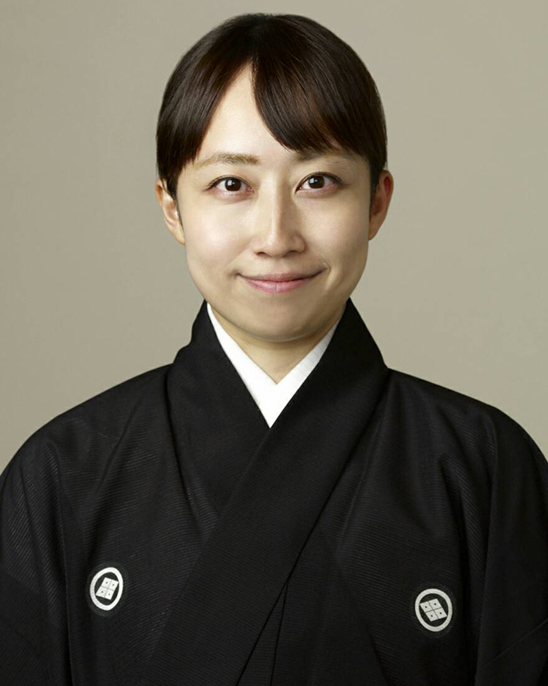 シテ方能楽師　多久島法子