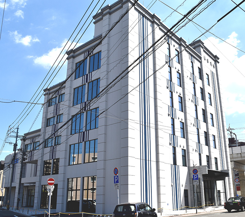 「博多大学（仮称）」の学部棟（1号館）