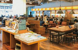 国体道路 Tsutaya Book Store Tenjin 閉店 Netib News