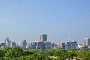 ヤマウHD、26年3月期中間決算は減収減益　通期も同予想