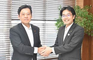 宮内秀樹衆議院議員×田辺かずき古賀市長　対談