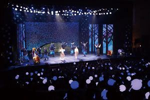 【インタビュー】わらび座｜ヘラルボニー、舞台とアートの融合により誰もが楽しめる劇場体験を創出