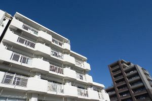 老朽マンション再生手法の多様化も　区分所有法など改正