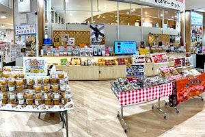 “ほぼ”無人&キャッシュレス店舗 24時間営業の「華の実アクロスモール店」