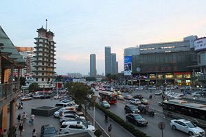 中国・新エネ車メーカー従業員、103万人不足（前）