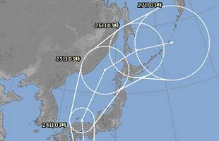 台風20号、西日本直撃へ