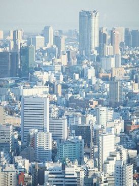 ７月の第３次産業は横ばい傾向