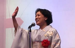 博多の女性弁護士の法律本　出版記念パーティーに200人