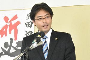 【古賀市長選】現職・田辺一城氏が事務所開き