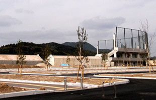 今津運動公園硬式野球場、当初計画から１年遅れ～2018年春オープンへ