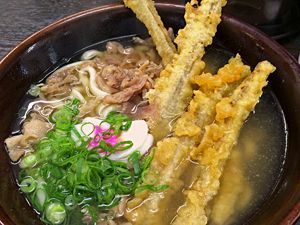 「資さんうどん」を投資ファンドが買収、店舗拡大へ