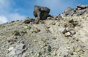 霧島連山・えびの高原（硫黄山）火山性地震続く