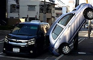 福岡日赤病院そばで前代未聞の事故