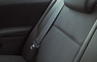後部座席のシートベルト着用率、一般道路で38％～ワーストは鹿児島県