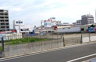 まちかど風景・今宿～寿司屋跡地に複合店舗