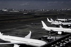 世界一周旅行が延期に　トランプに怒りを抱く