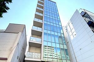 竹下通りの築浅オフィスビル、三井住友信託銀のグループ会社が取得