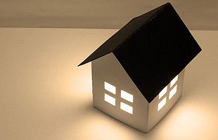 住宅ローン　12月申し込み件数減少
