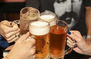 2016年ビール類出荷量過去最低、12年連続前年割れ