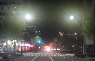 民間委託で道路照明灯2万基を一括LED化～福岡市