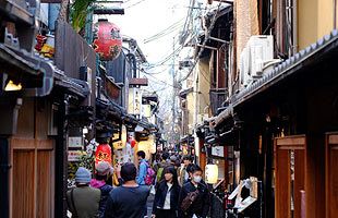 進化を続ける世界有数の観光地・京都　観光客を呼ぶ切り札は名所ではなく「人」（３）