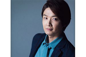 俳優・井上芳雄、新たなキャナル劇場の魅力を語る、金曜夜